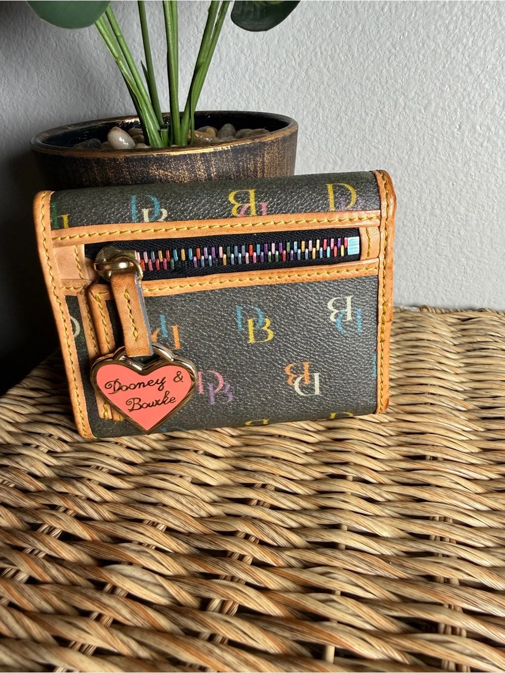 Dooney & Bourke compact dooney